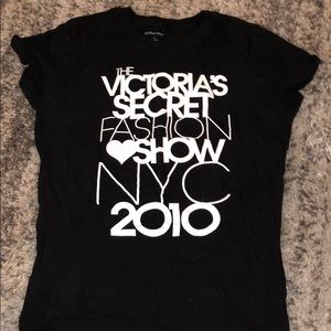 COPY - Vintage VS Fashion Show T-shirt